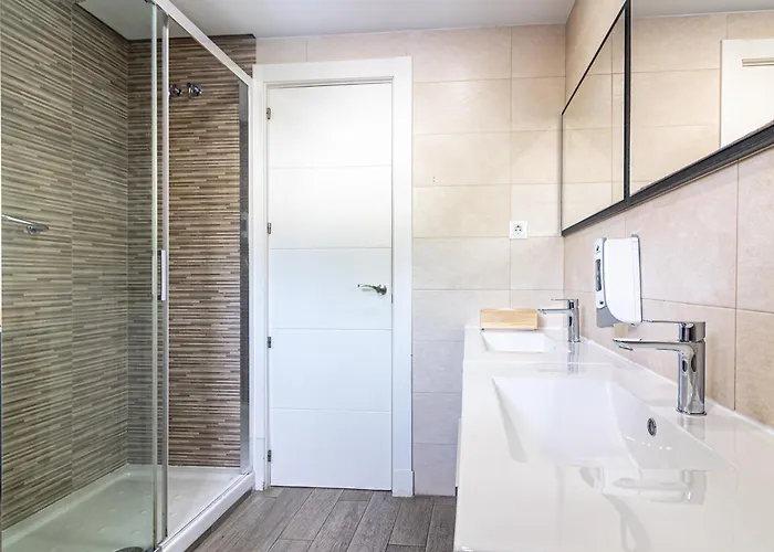 Daire Center Flat & Terrace Málaga